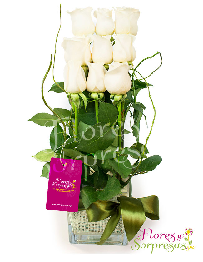 Amor mío con rosas blancas AR119