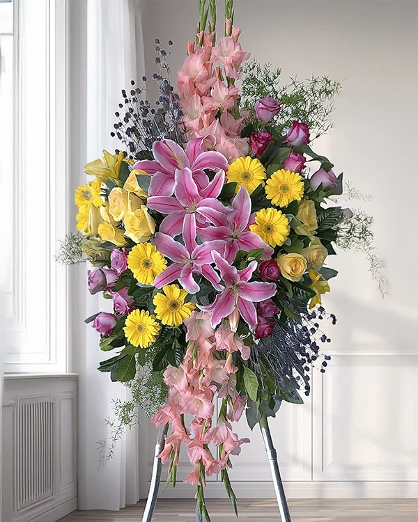 Fúnebre elegante y sobrio para mujer