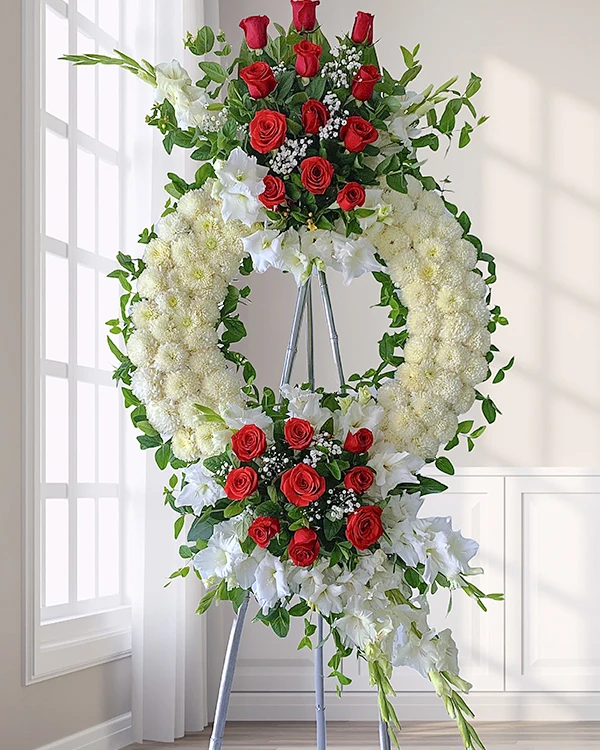 Arreglo floral elegante para funeral